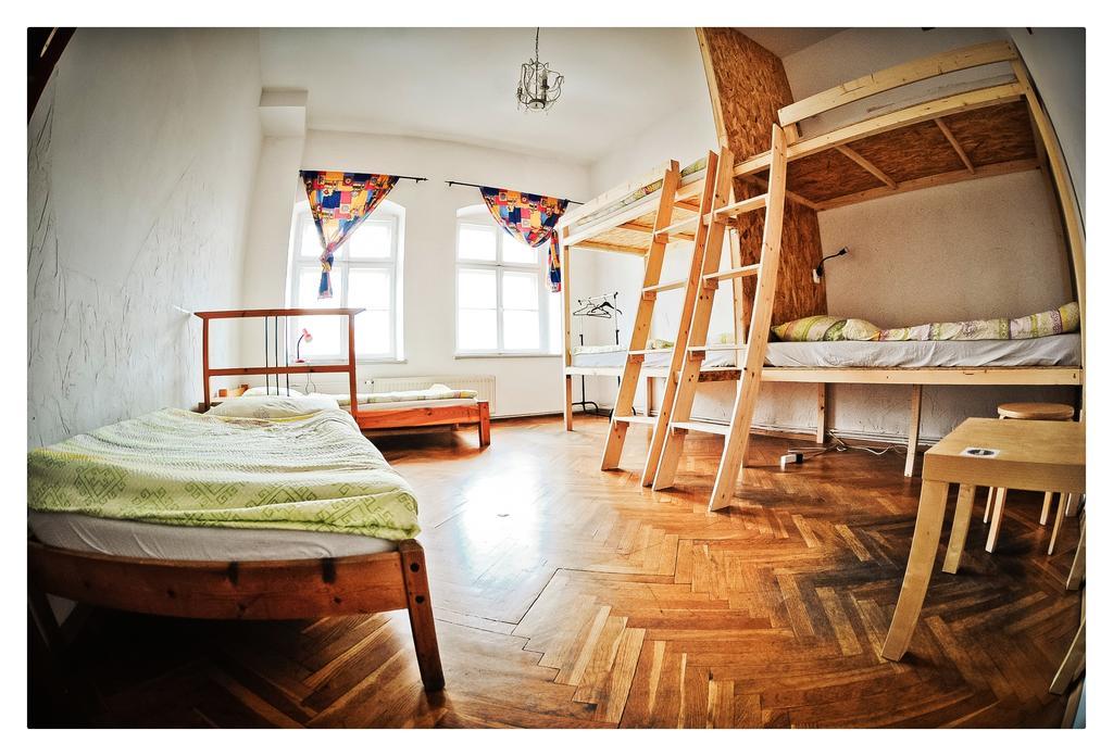 Hostel Bemma - Ozonowane Pokoje Βρότσλαβ Εξωτερικό φωτογραφία