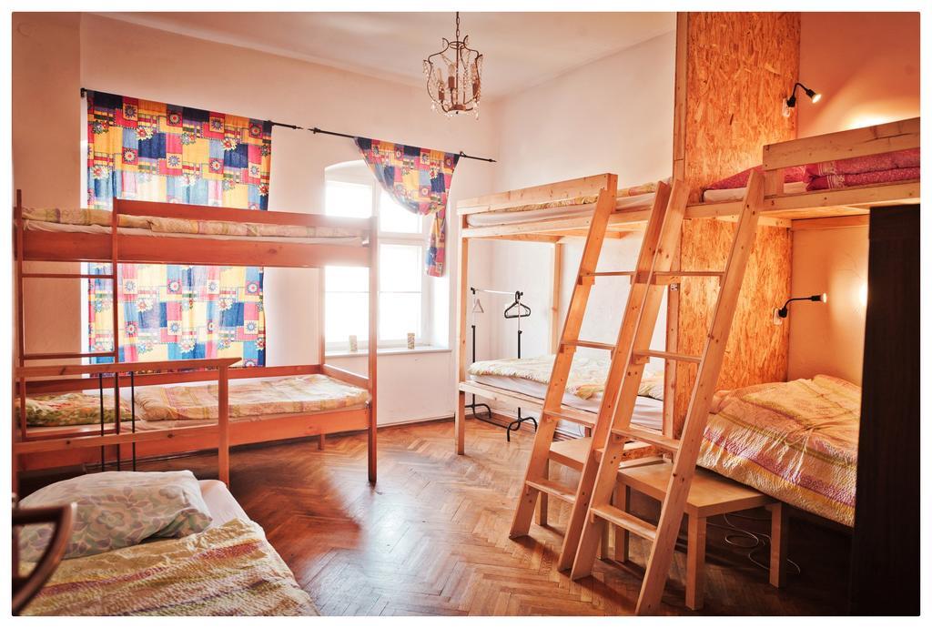 Hostel Bemma - Ozonowane Pokoje Βρότσλαβ Εξωτερικό φωτογραφία