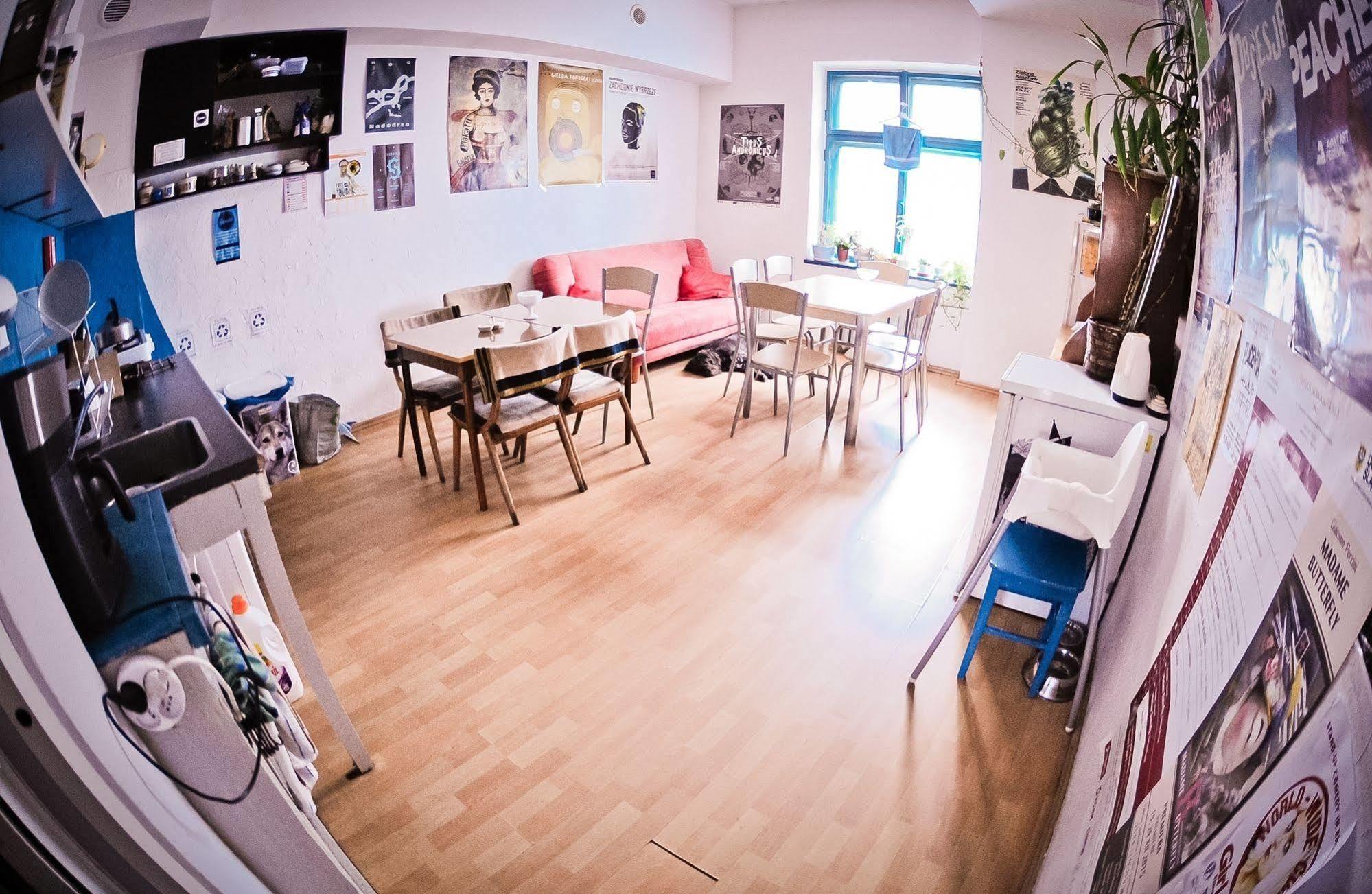 Hostel Bemma - Ozonowane Pokoje Βρότσλαβ Εξωτερικό φωτογραφία