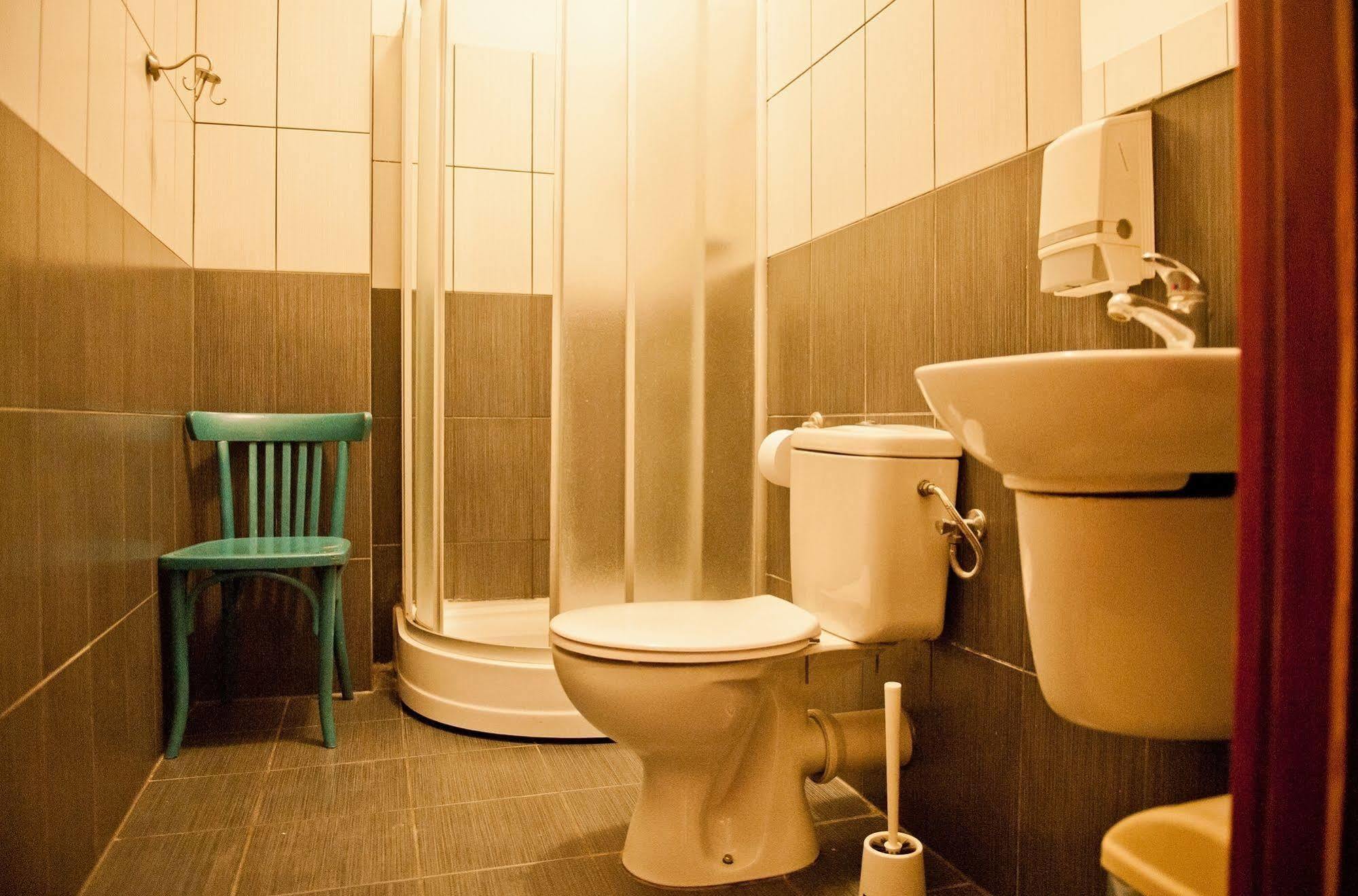Hostel Bemma - Ozonowane Pokoje Βρότσλαβ Εξωτερικό φωτογραφία