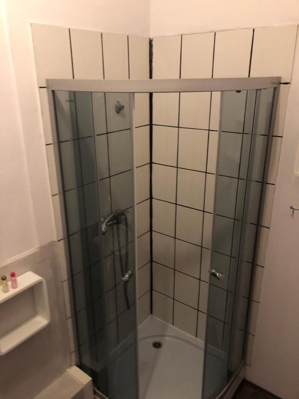 Hostel Bemma - Ozonowane Pokoje Βρότσλαβ Εξωτερικό φωτογραφία