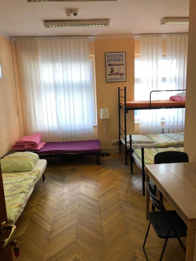 Hostel Bemma - Ozonowane Pokoje Βρότσλαβ Εξωτερικό φωτογραφία